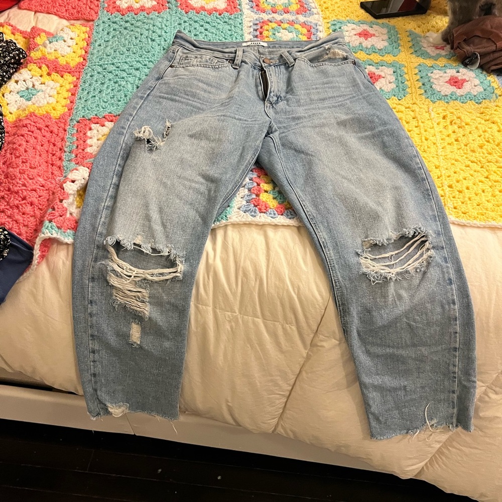 Torn mom jeans by JBD